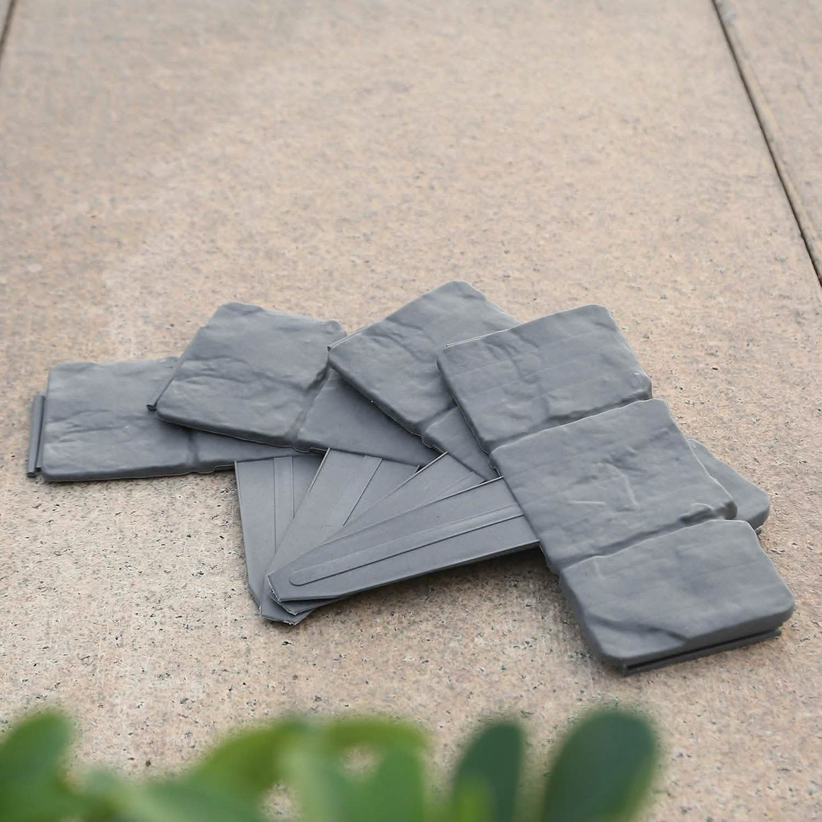 20-Pieces: Plastic Cobbled Stone Effect