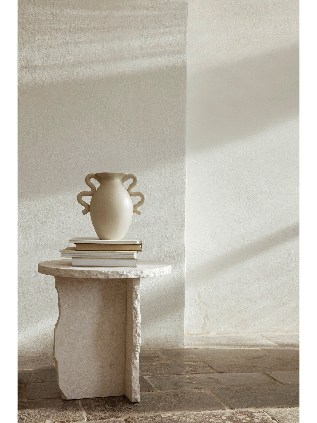 Verso Table Vase