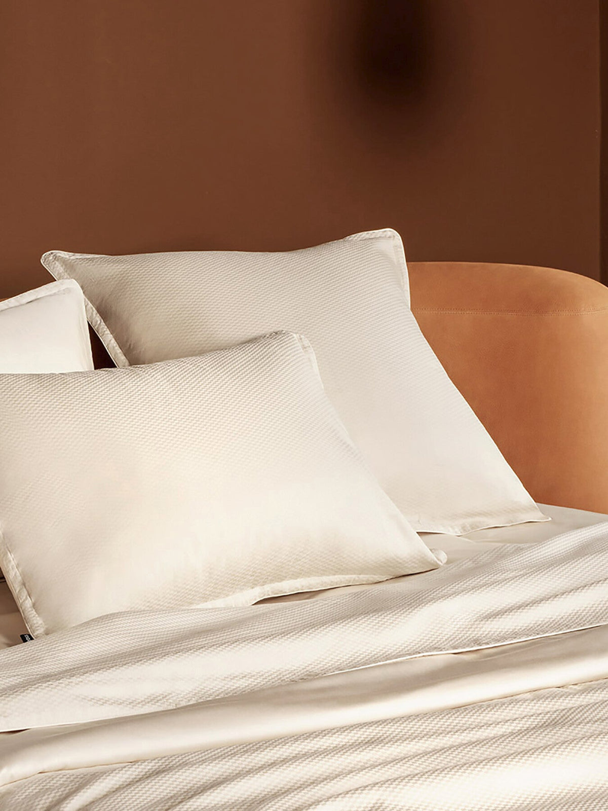 Loft Standard Pillowcase Almond