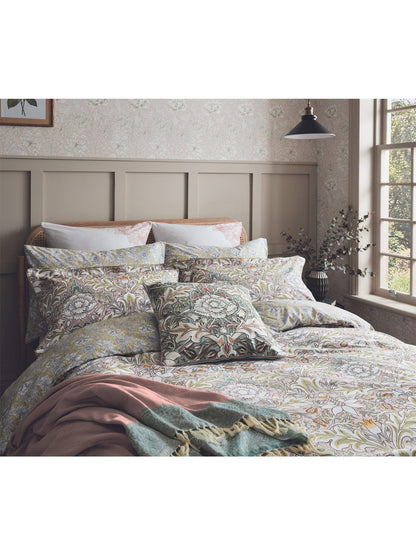 Strawberry Thief Severne Cushion
