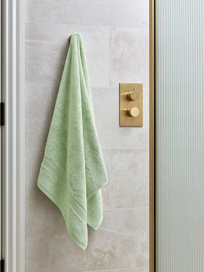 Serene Bath Sheet Green 90 x 150 cm