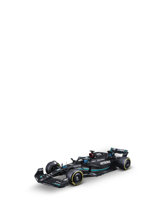 1:24 F1 Mercedes W14 with Russell Model Kit