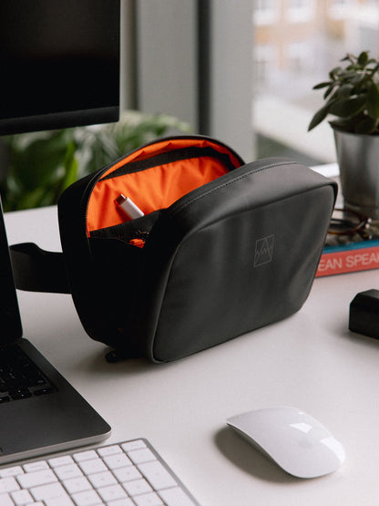 Tech Bag Black
