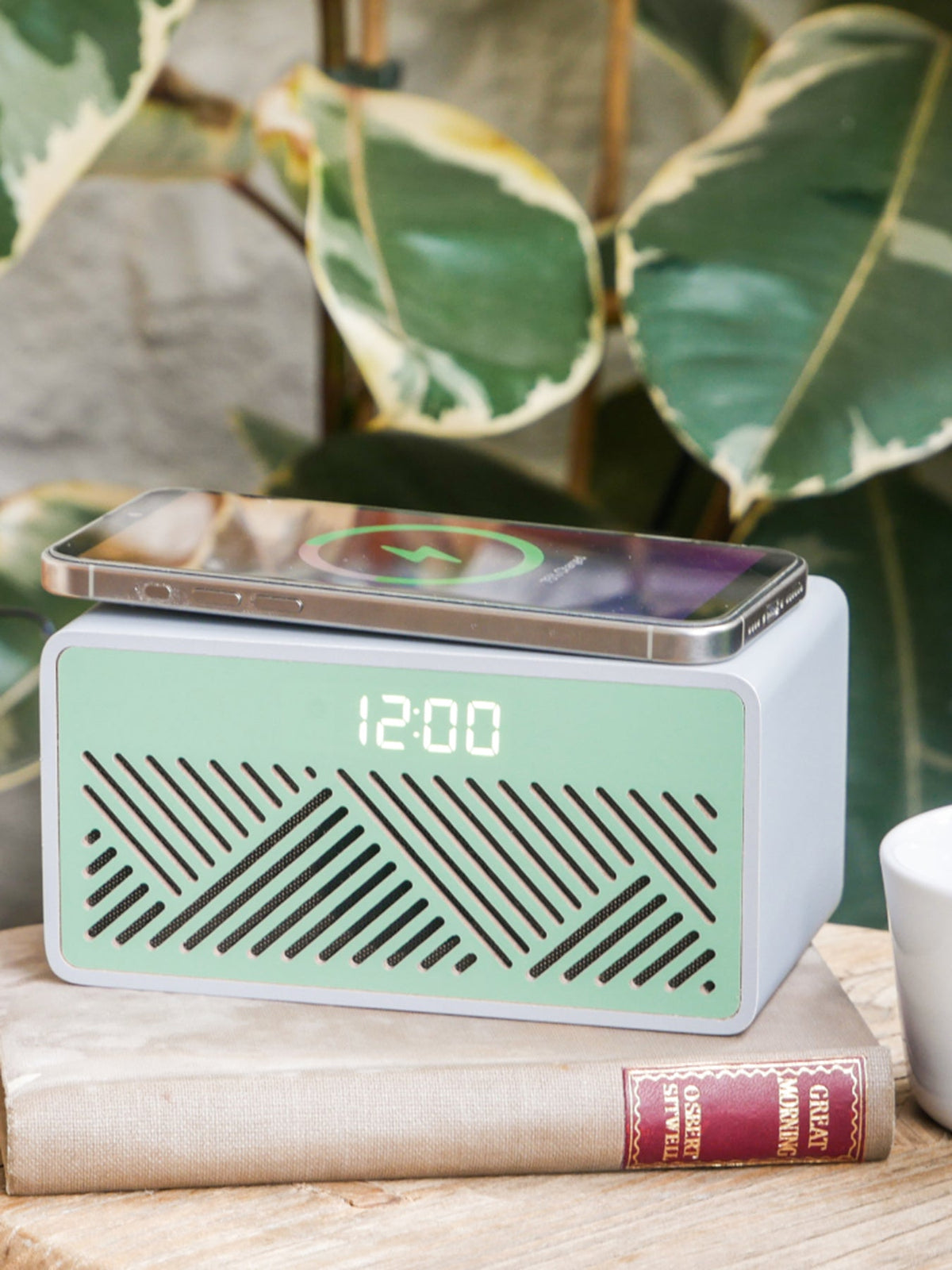Rise Mix Wireless Charger and Bluetooth Speaker Green & Grey