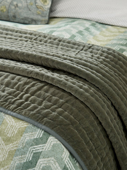Reya Emira Throw 220 x 200cm Olive