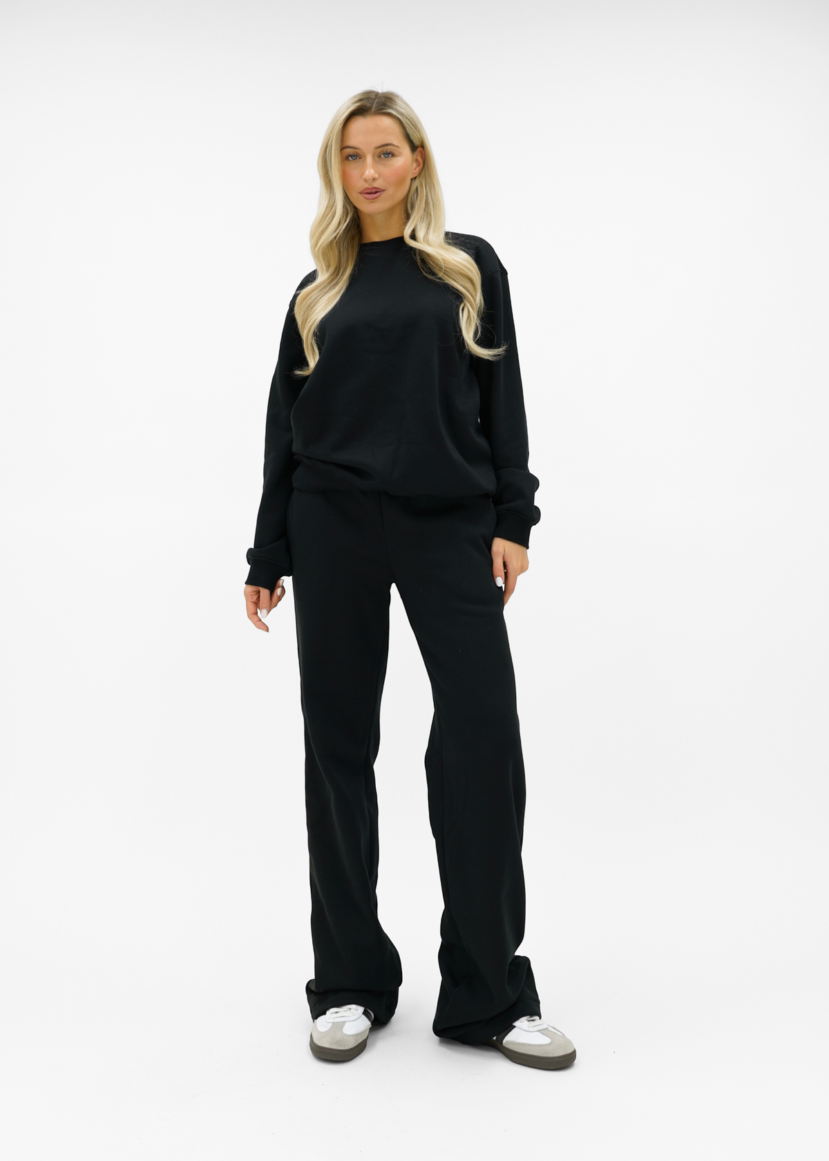 Basic sweater black (tall)