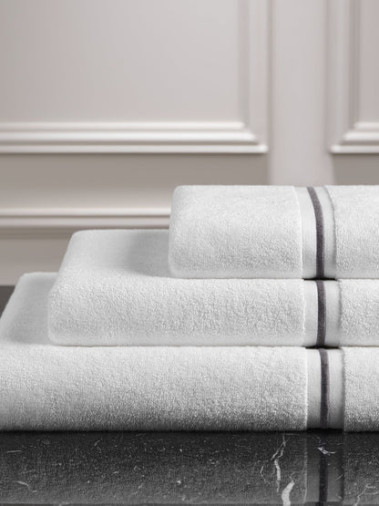 Claygate Bath Towel White/Silver