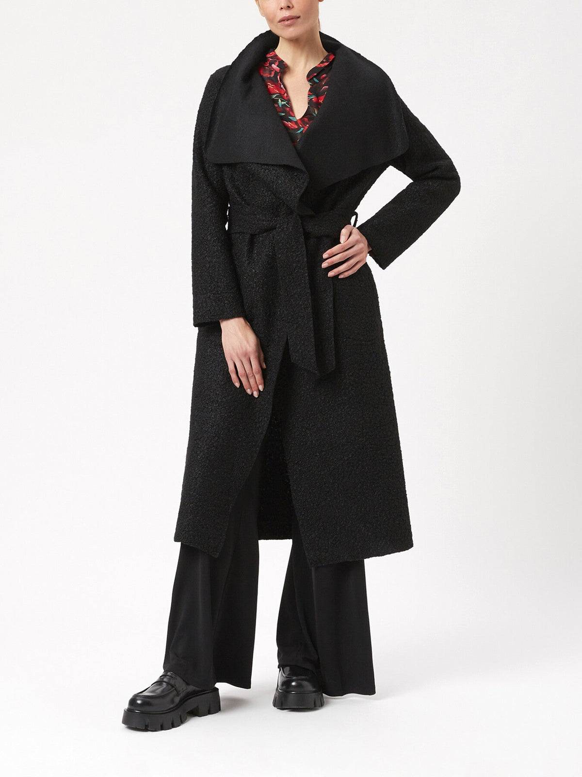 Large Lapel Collar CoatWith Belt