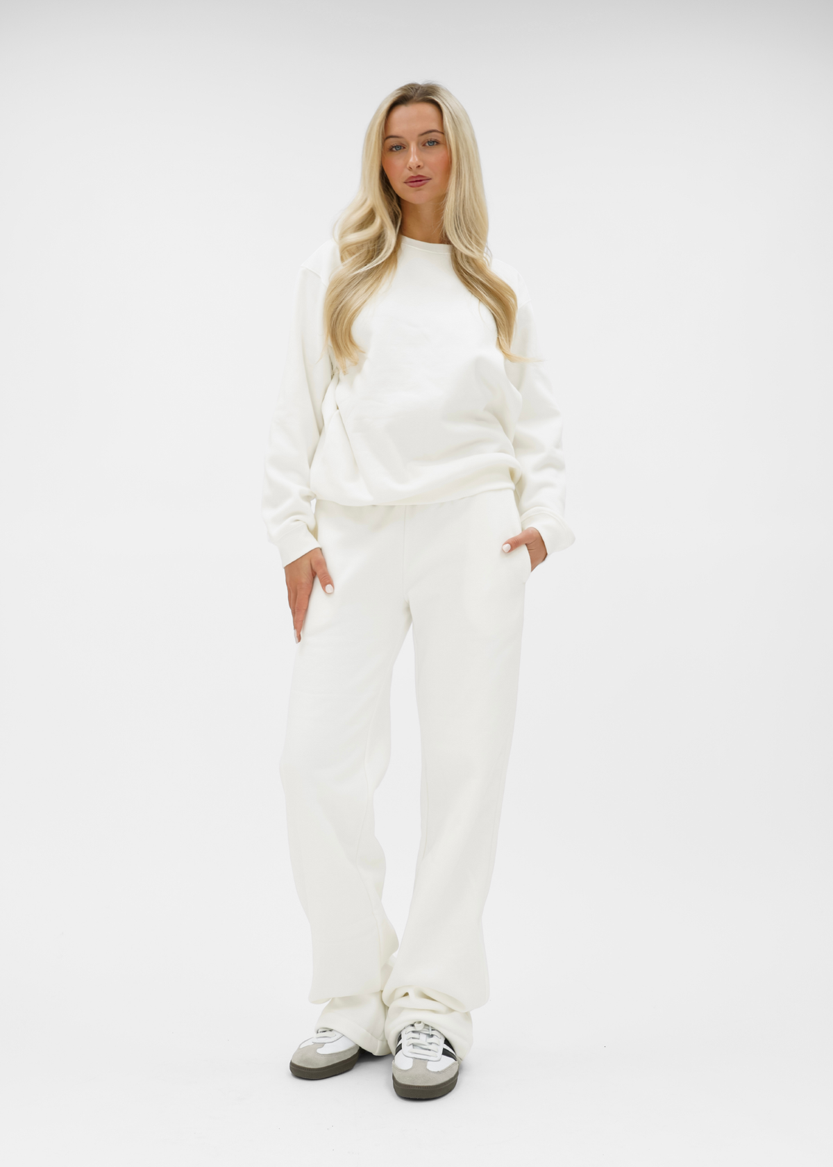 Basic sweater white (tall)